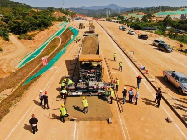 崇左高速公路